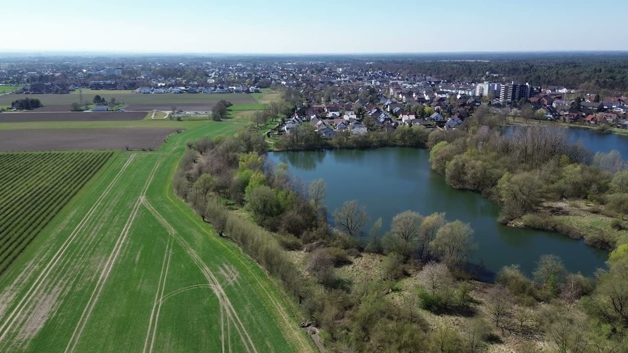 Dedingerheide See – Luftbild mit Bad Lippspringe